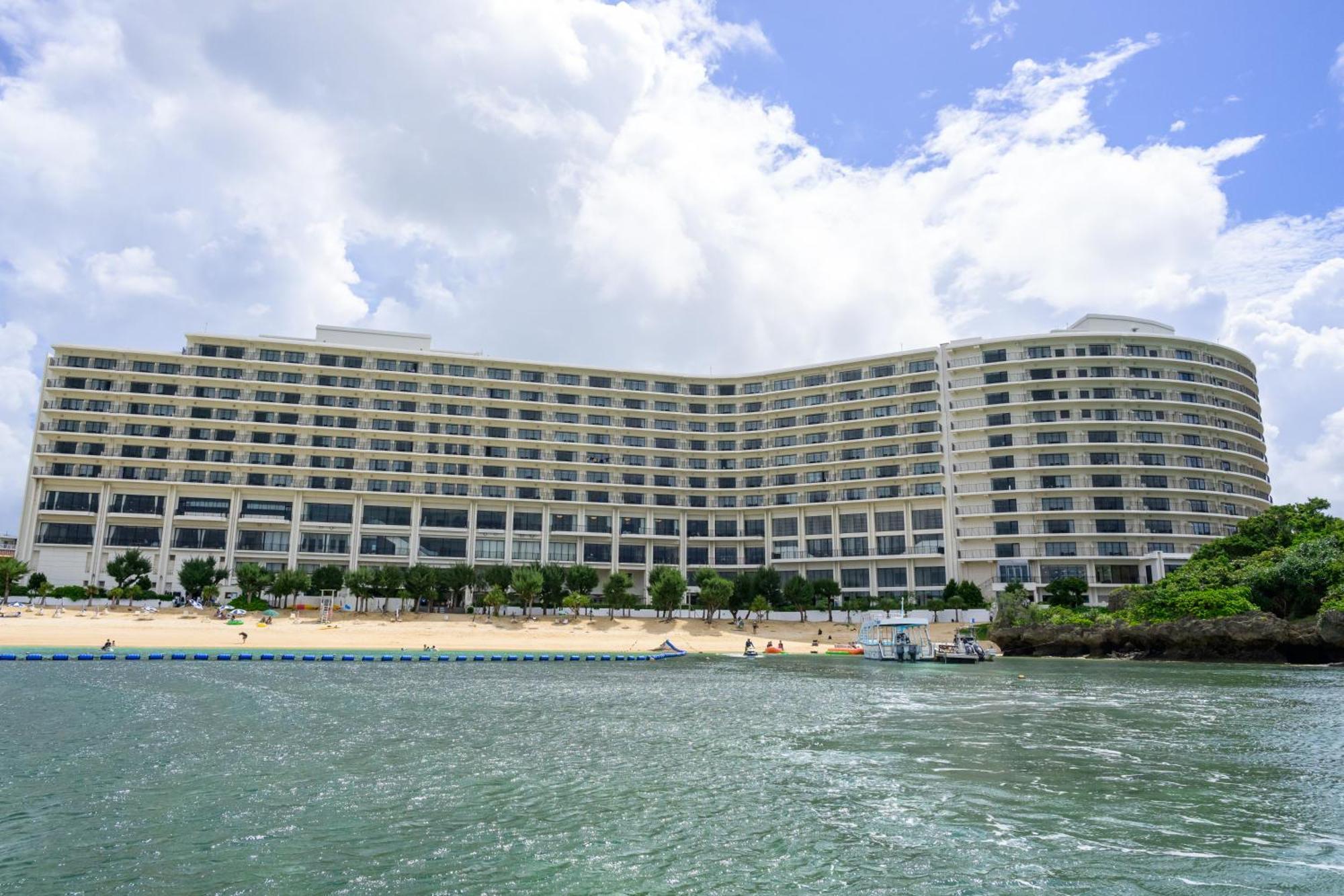 Hotel Monterey Okinawa Spa & Resort Онна Экстерьер фото